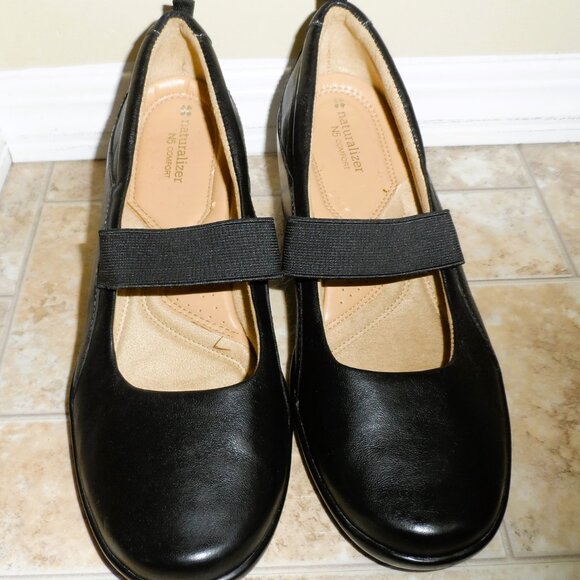 Naturalizer N5 Comfort Black Genuine Leather Wedge Loafers -size 8.5 - Picture 12 of 12